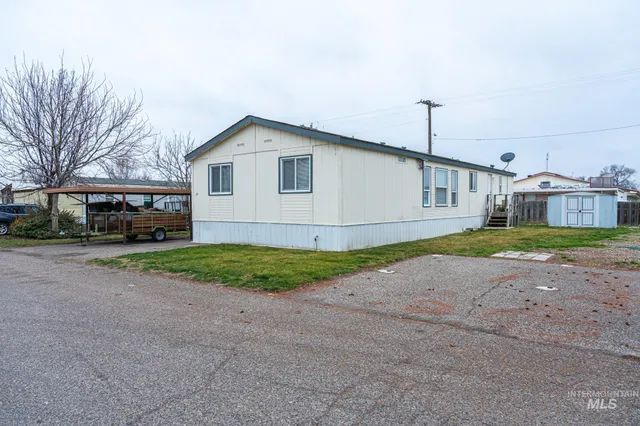 $94,999 | 759 Northwest 8th Street, Unit 19, Ontario, OR 97914