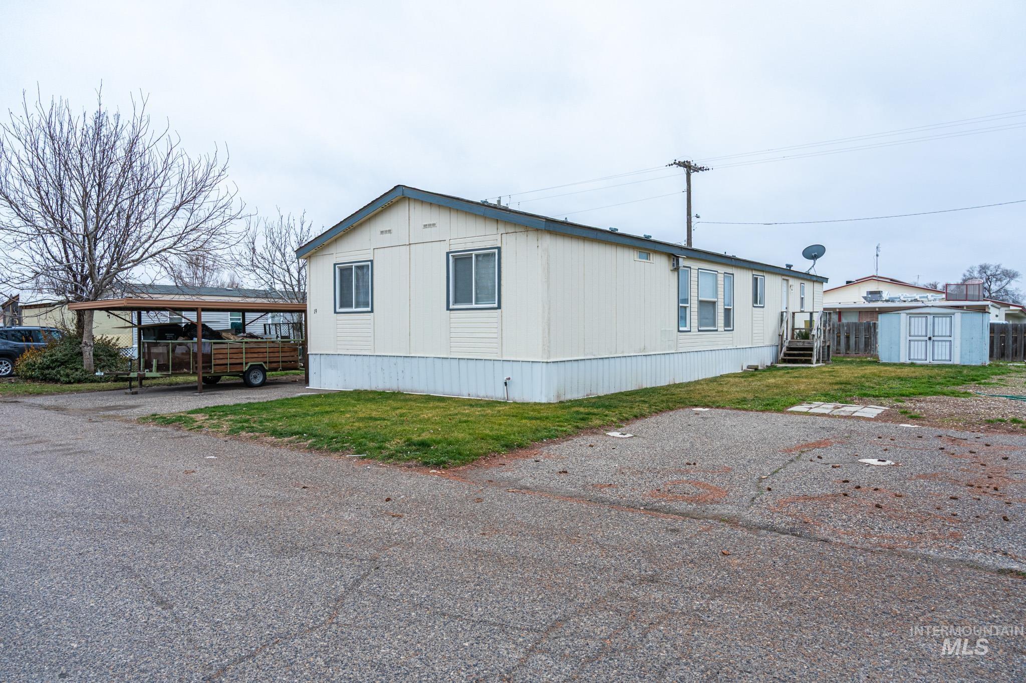 759 Northwest 8th Street, Unit 19 Ontario, OR 97914 - Photo 1 of 38