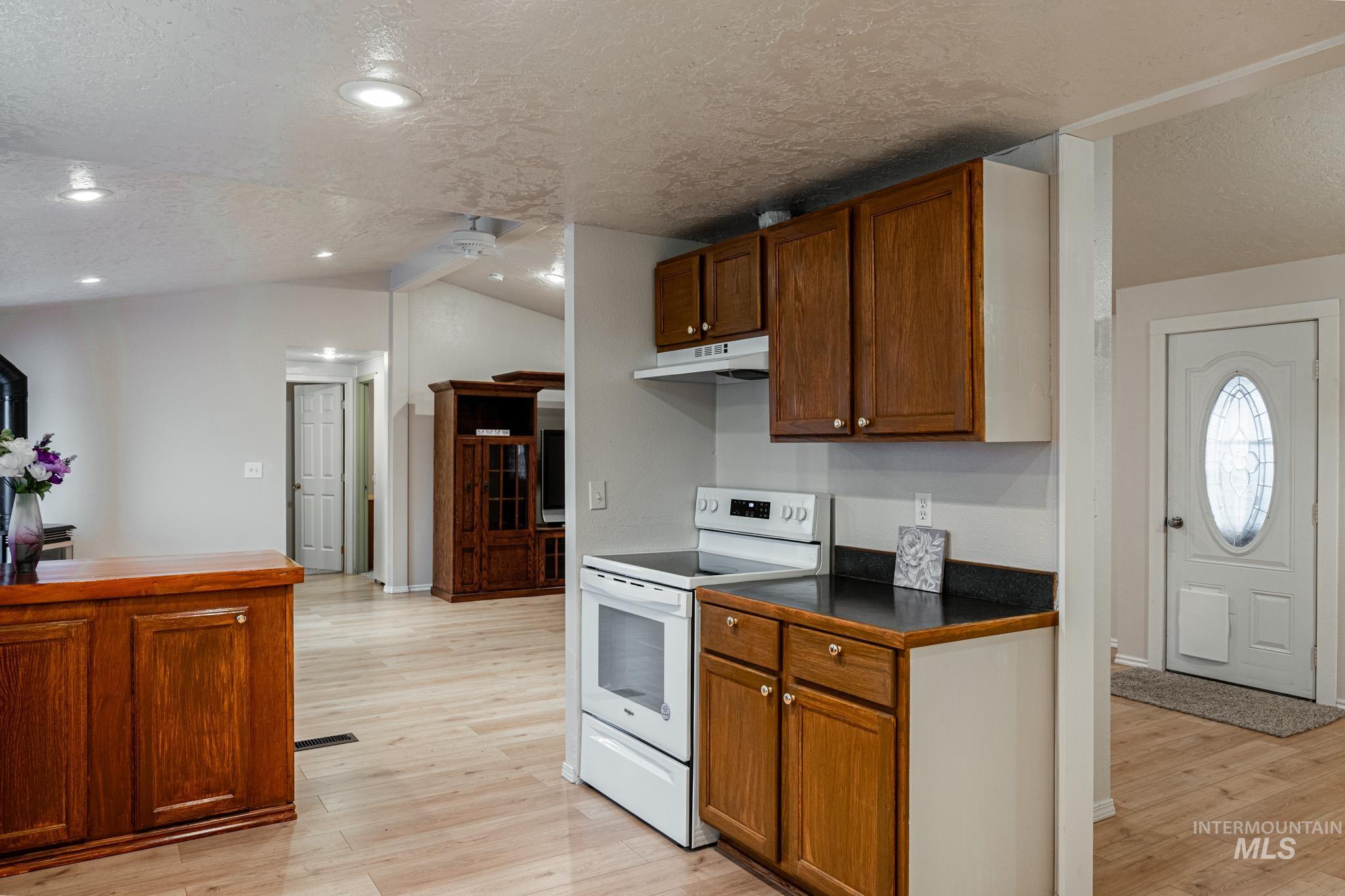 759 Northwest 8th Street, Unit 19 Ontario, OR 97914 - Photo 13 of 38