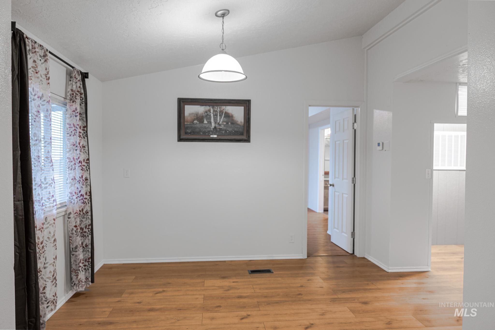 759 Northwest 8th Street, Unit 19 Ontario, OR 97914 - Photo 18 of 38