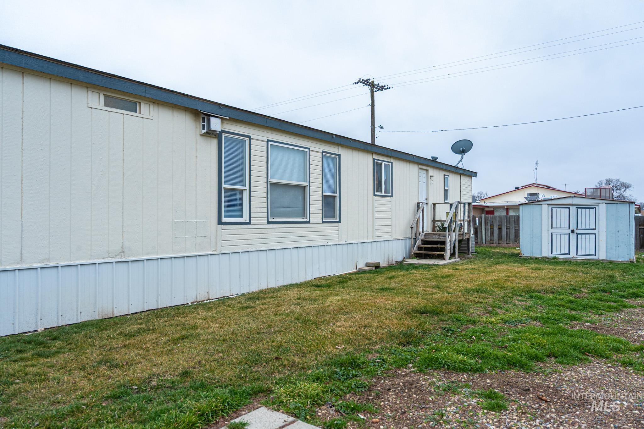 759 Northwest 8th Street, Unit 19 Ontario, OR 97914 - Photo 30 of 38