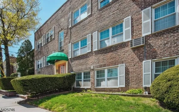 $1,990 | 604 Chestnut Street, Union, NJ 07083