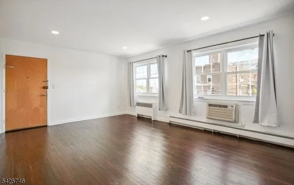 $1,990 | 604 Chestnut Street, Union, NJ 07083