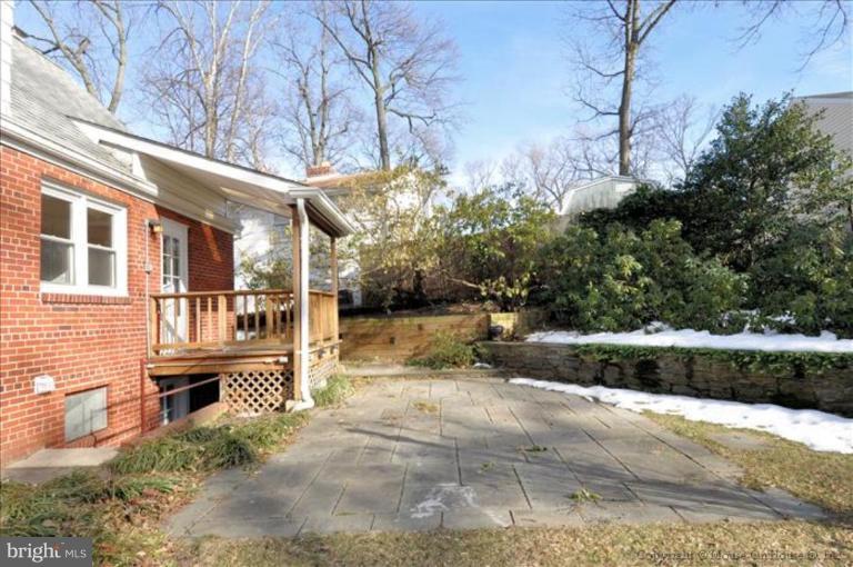 602 Lanark Way Silver Spring, MD 20901 - Photo 24 of 24 a view of a house with a yard