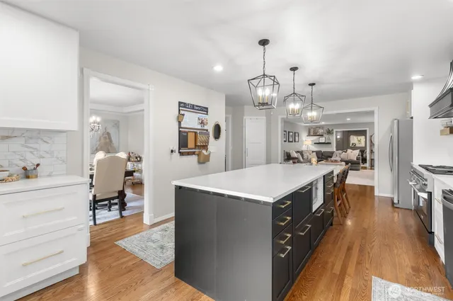 $1,349,000 | 13207 47th Place West, Mukilteo, WA 98275