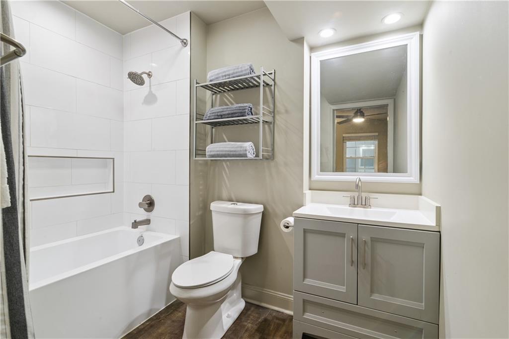 1765 Coliseum Street, Unit 214 New Orleans, LA 70130 - Photo 12 of 17