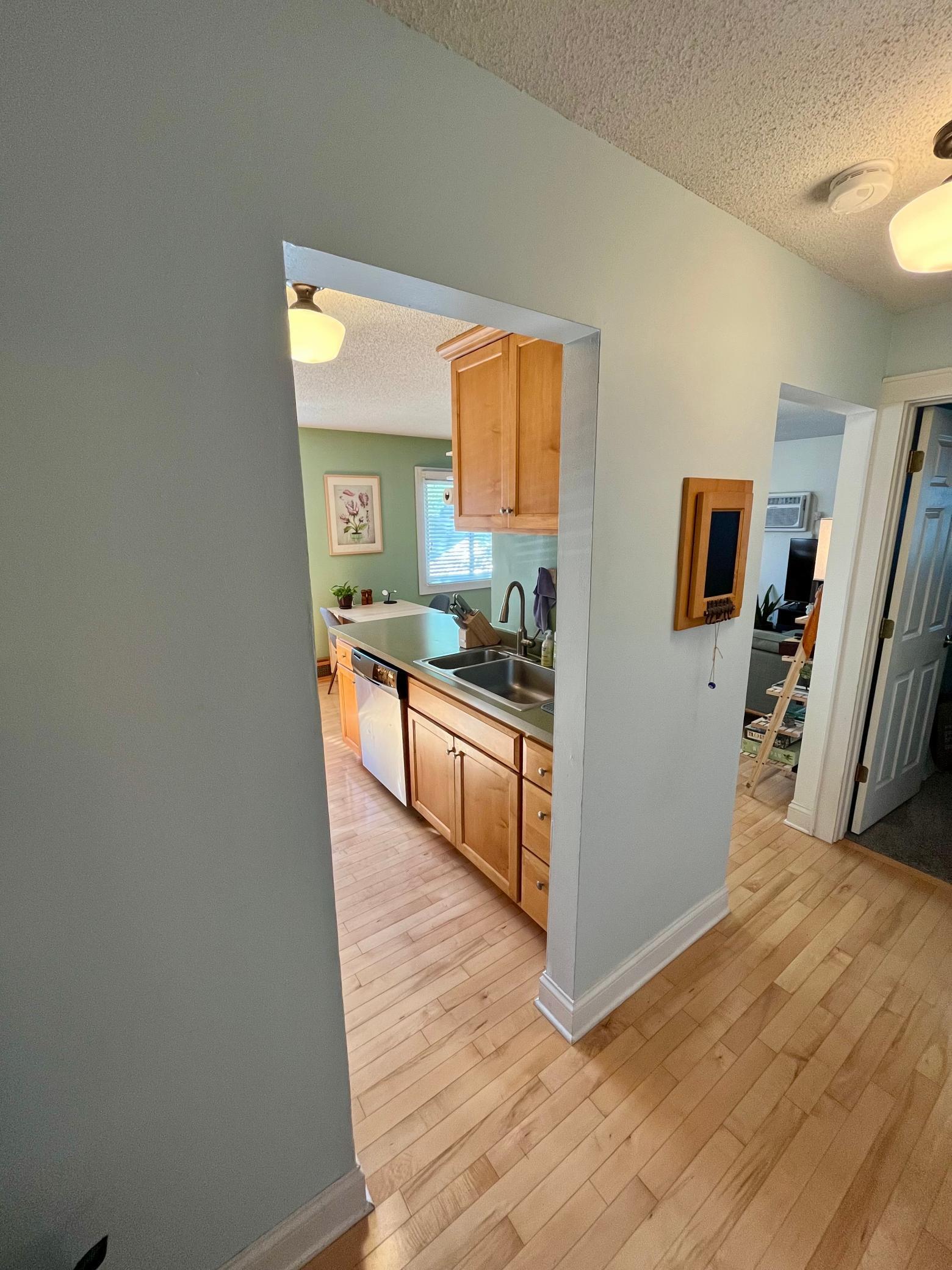 3237 South 15th Avenue, Unit 34 Minneapolis, MN 55407 - Photo 6 of 24