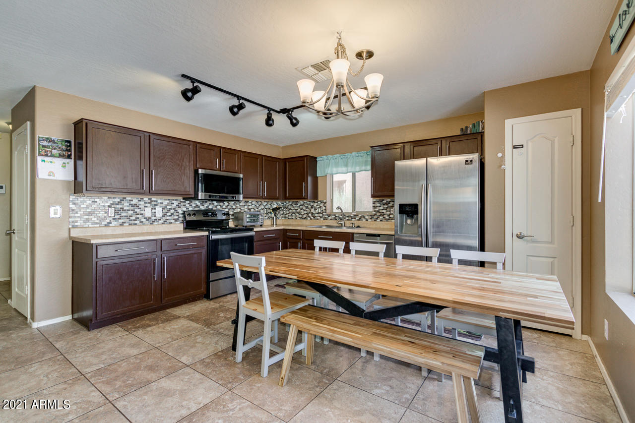 43990 West Magnolia Road Maricopa, AZ 85138 - Photo 11 of 29 11-Magnolia