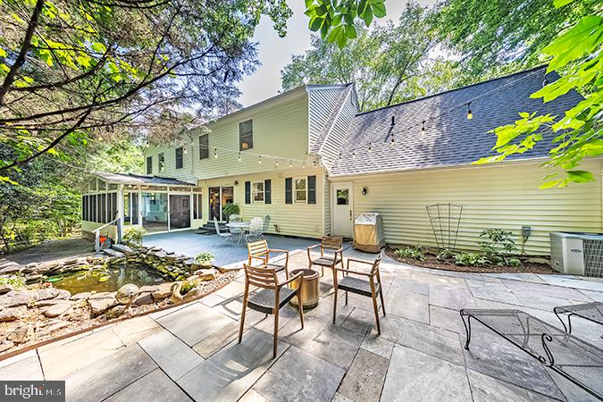 5131 Pheasant Ridge Road Fairfax, VA 22030 - Photo 13 of 61 Gallery Image 13