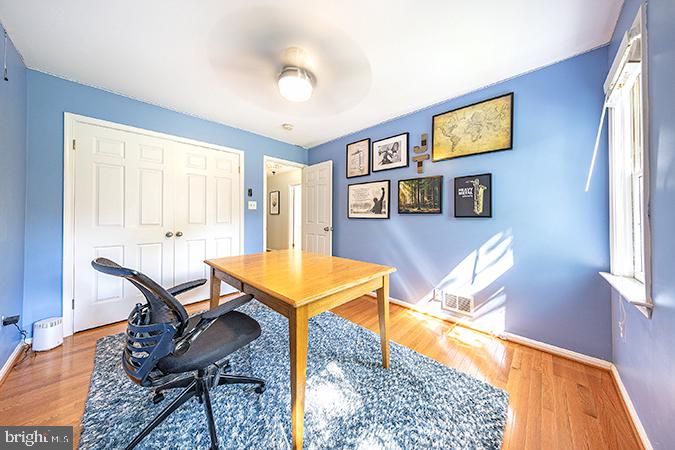 5131 Pheasant Ridge Road Fairfax, VA 22030 - Photo 32 of 61 Gallery Image 32