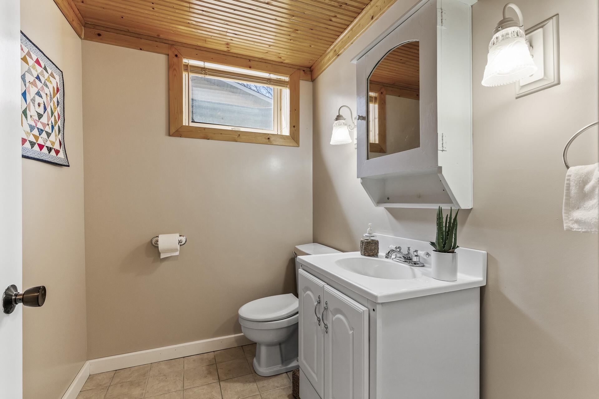 9932 Oxborough Road Bloomington, MN 55437 - Photo 35 of 50 Gallery Image 35