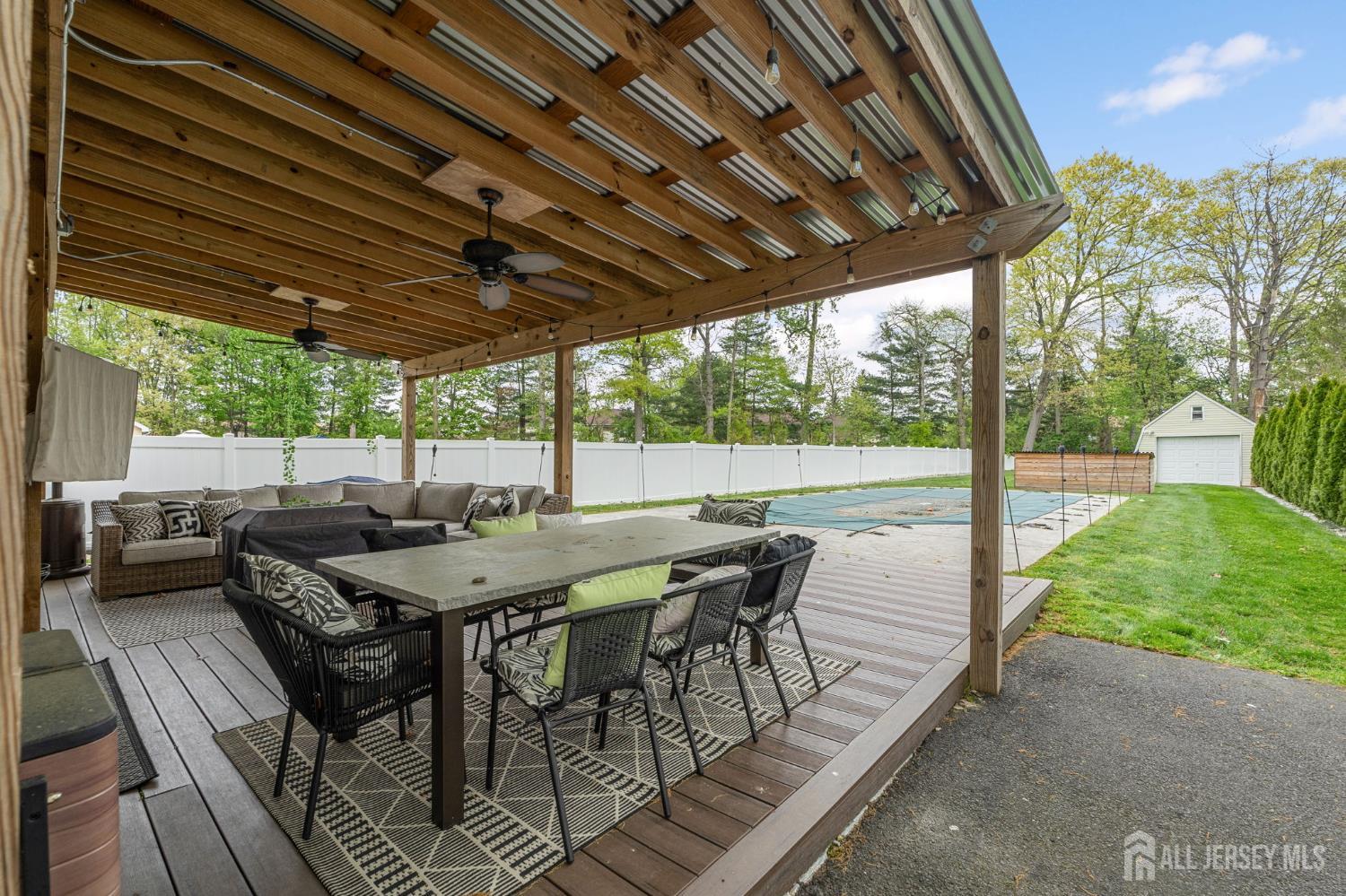 695 Spruce Road North Brunswick, NJ 08902 - Photo 48 of 63