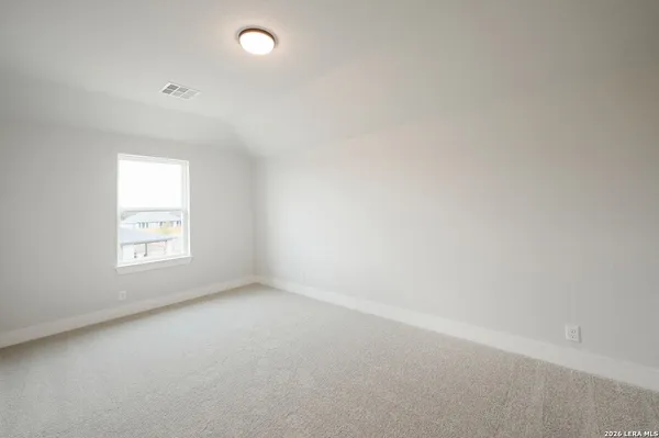 $563,542 | 152 Lacey Oak, Castroville, TX 78009