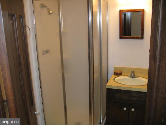 159 Leppo Road Westminster, MD 21158 - Photo 16 of 30 Bath