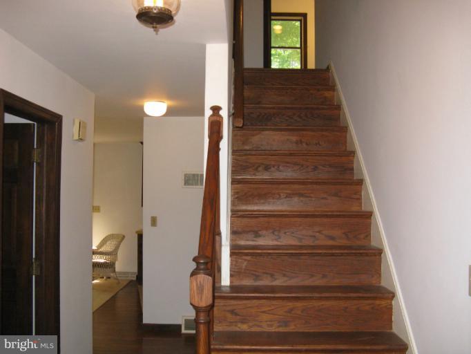 159 Leppo Road Westminster, MD 21158 - Photo 17 of 30 Interior (General)