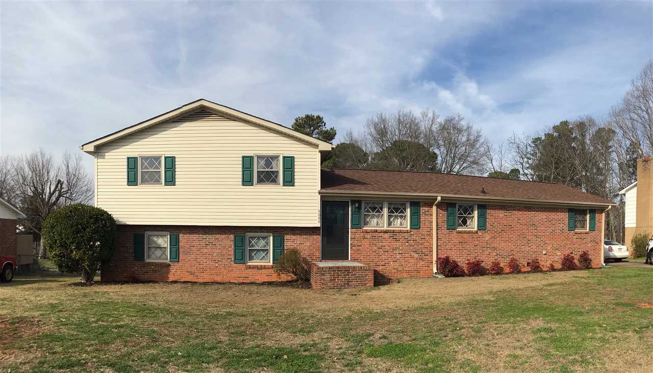 5686 Reidville Road Moore, SC 29369 - Photo 1 of 16 Gallery Image 1