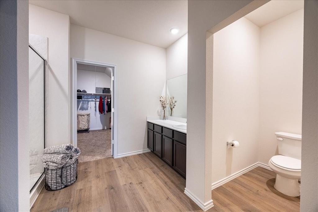 729 Amelia Court Pilot Point, TX 76258 - Photo 21 of 40 En-suite primary bathroom
