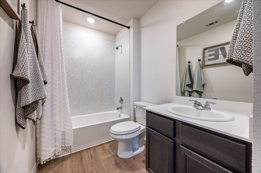 729 Amelia Court Pilot Point, TX 76258 - Photo 31 of 40 Guest bathroom upstairs