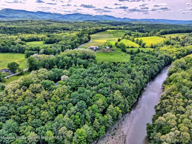 $199,900 | 360 Stone Bridge Rd Extension, East Durham, NY 12423