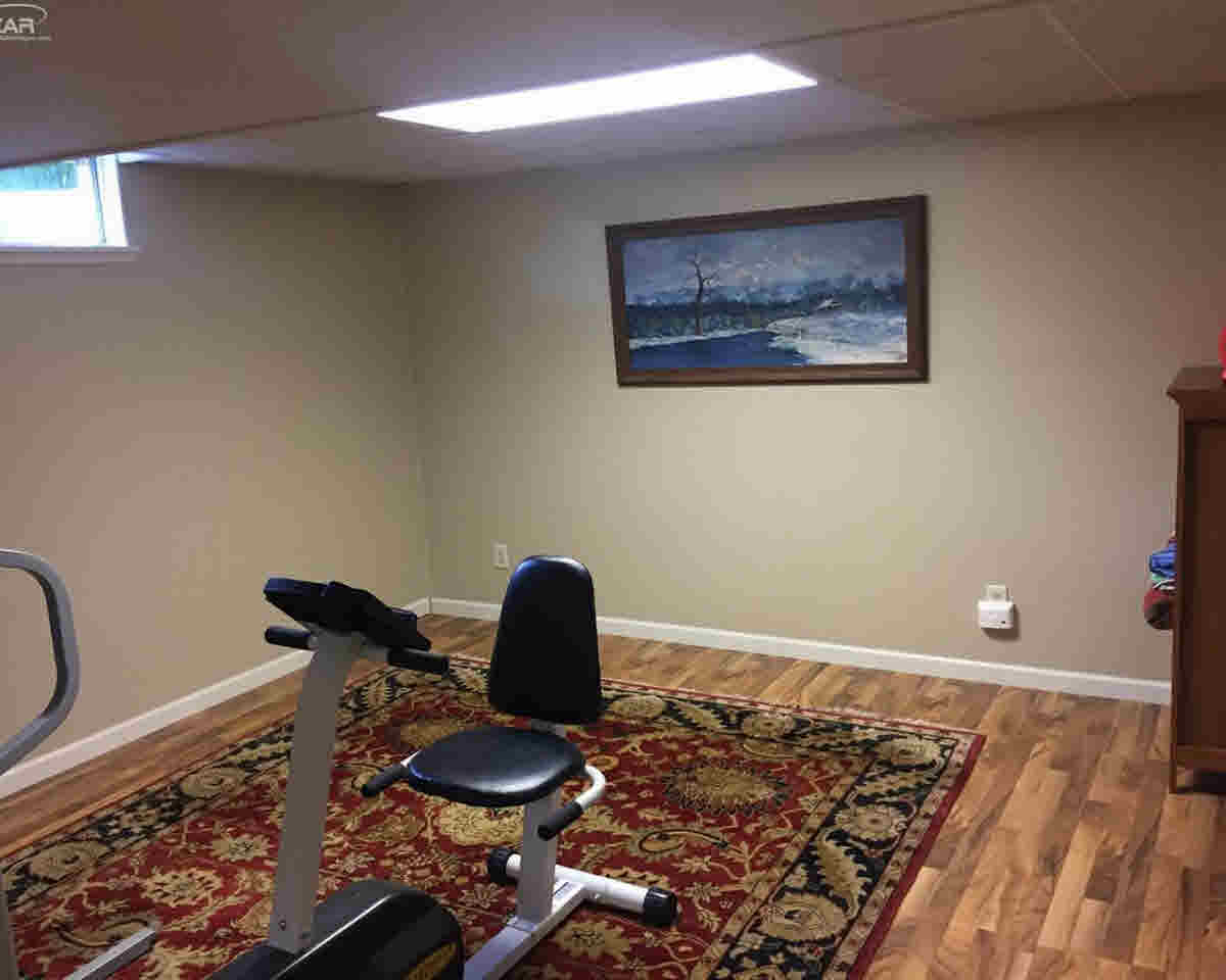 7325 North Linden Road Mount Morris, MI 48458 - Photo 15 of 27 21321179-14.JPG