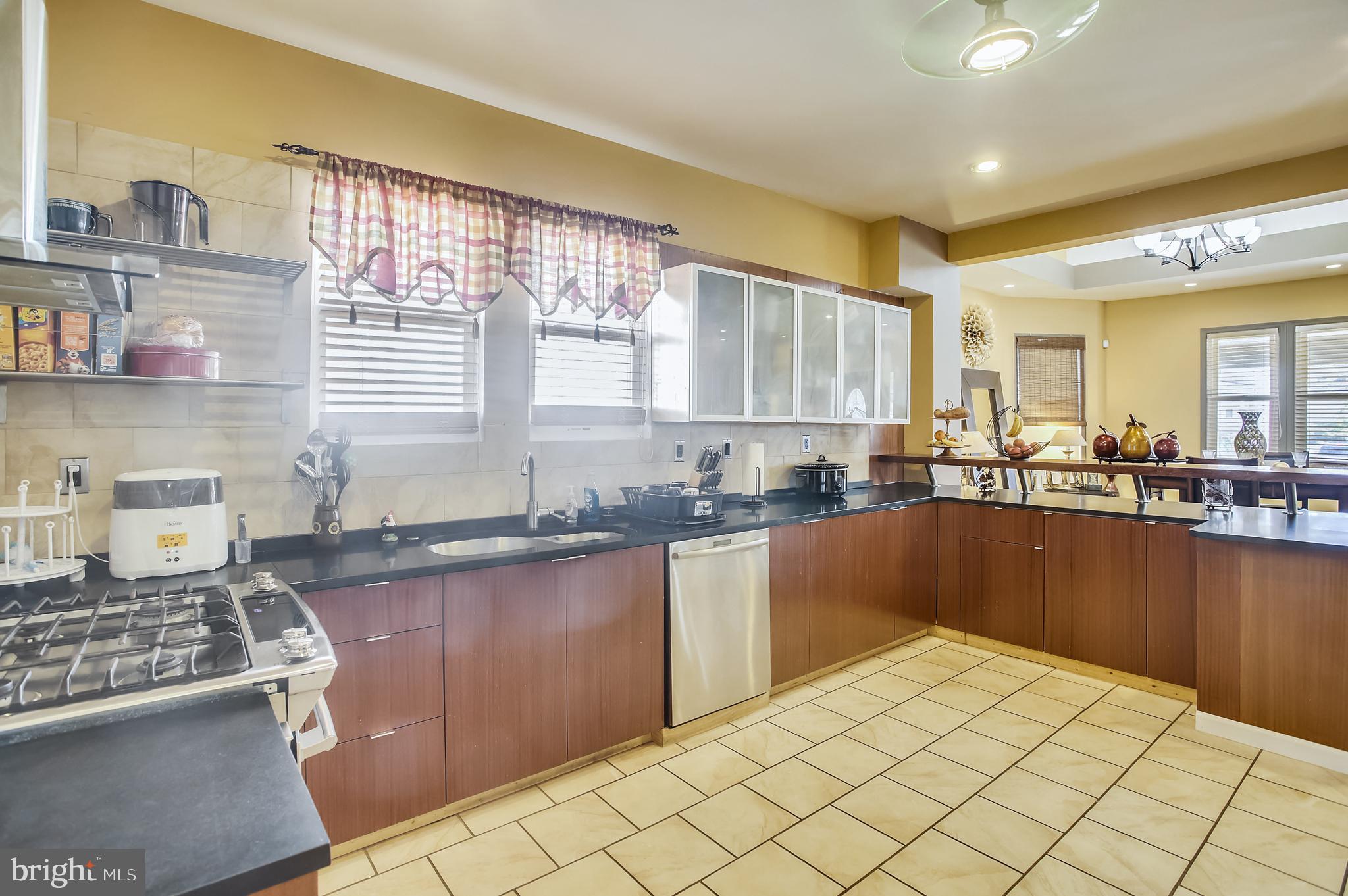 2804 Allendale Road Baltimore, MD 21216 - Photo 9 of 29
