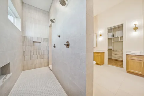 $1,350,000 | 511 Graceland Street, Houston, TX 77009