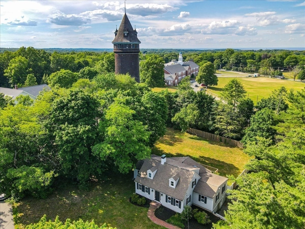 320 First Parish Road Scituate, MA 02066 - Photo 4 of 34