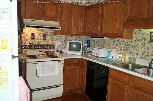 1301 Hunters Ridge Road, Unit 105 Charleston, WV 25314 - Photo 5 of 8 Other.