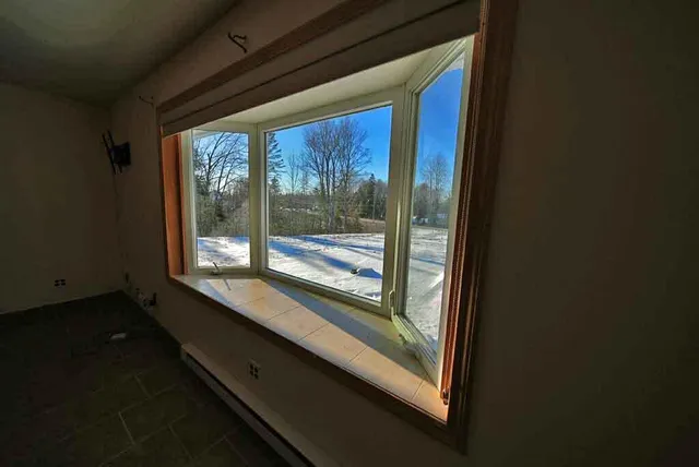 $164,500 | 301 Foxcroft Road, Houlton, ME 04730