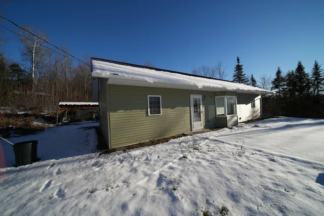 $164,500 | 301 Foxcroft Road, Houlton, ME 04730