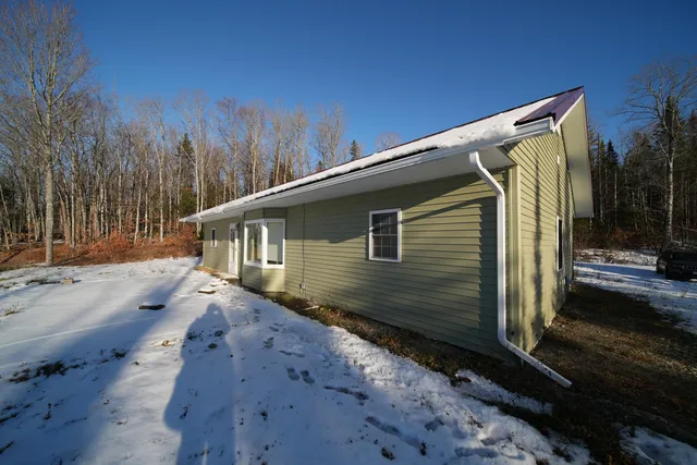 $164,500 | 301 Foxcroft Road, Houlton, ME 04730