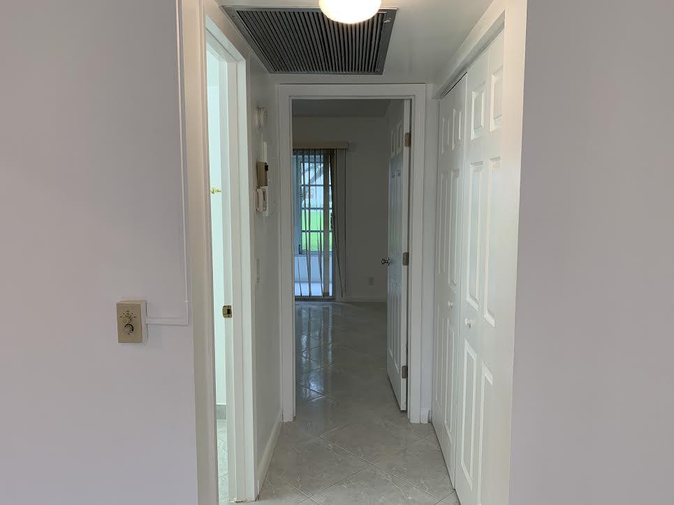 559 Mansfield M Boca Raton, FL 33434 - Photo 7 of 12 0-10