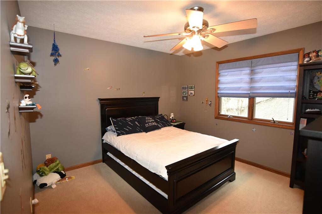682 Ridgeview Lane Columbus, IN 47201 - Photo 15 of 18 Gallery Image 15