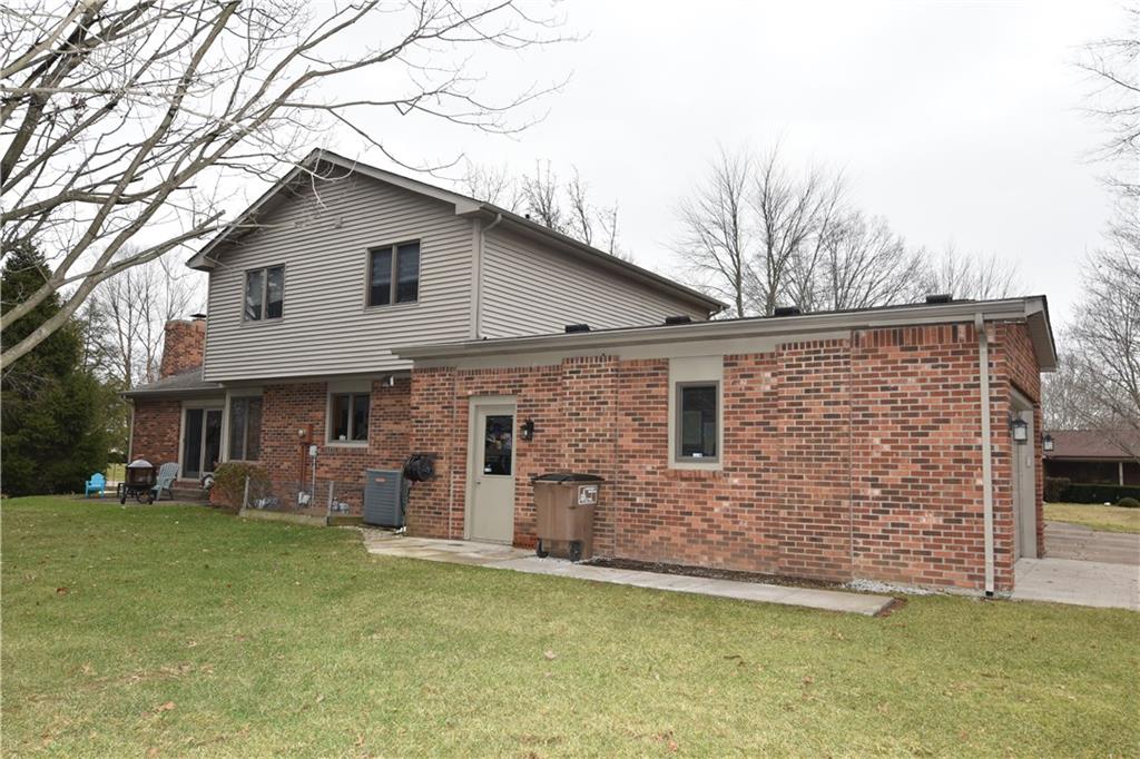 682 Ridgeview Lane Columbus, IN 47201 - Photo 18 of 18 Gallery Image 18