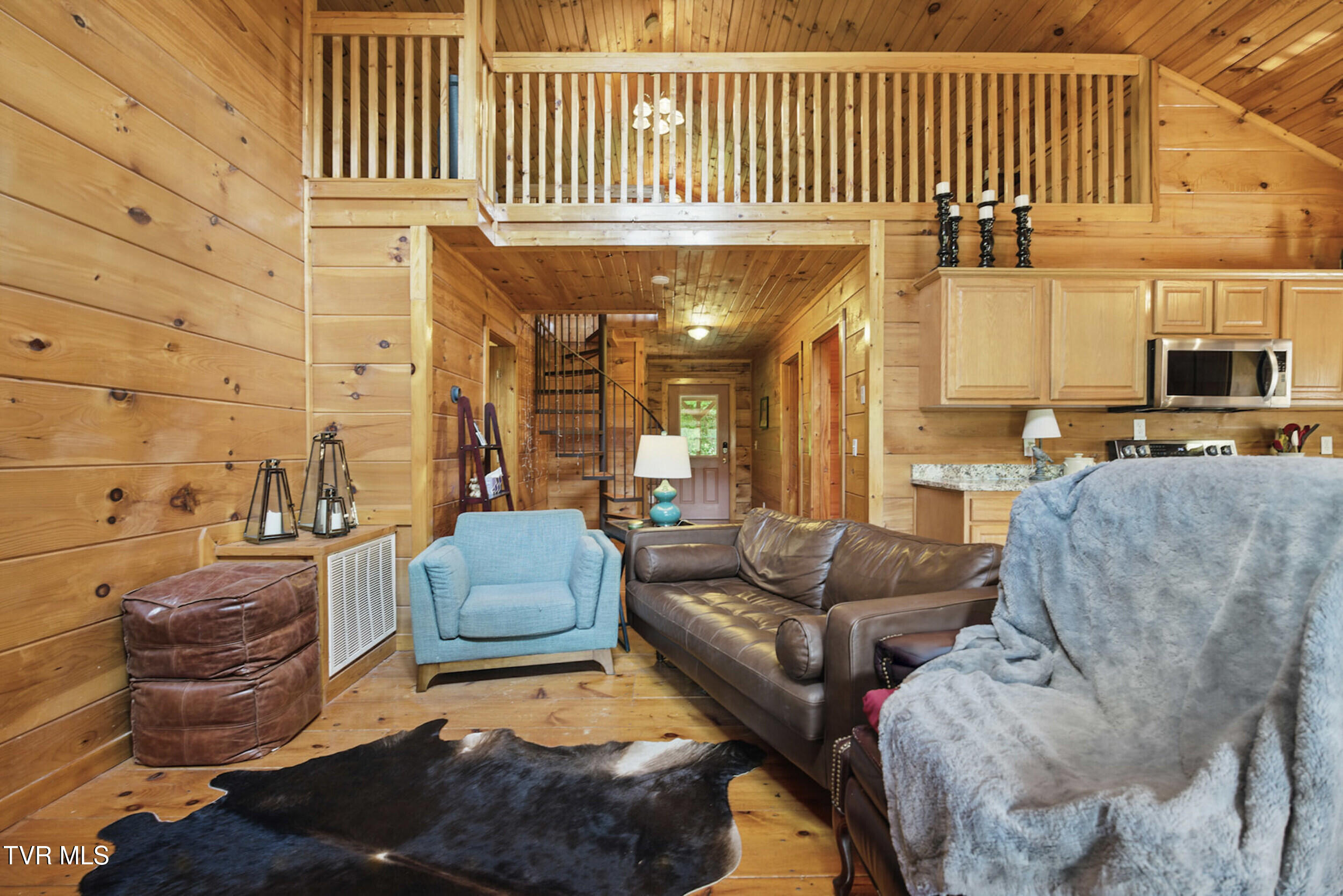 2210 Norris Road Butler, TN 37640 - Photo 12 of 50 2 living room