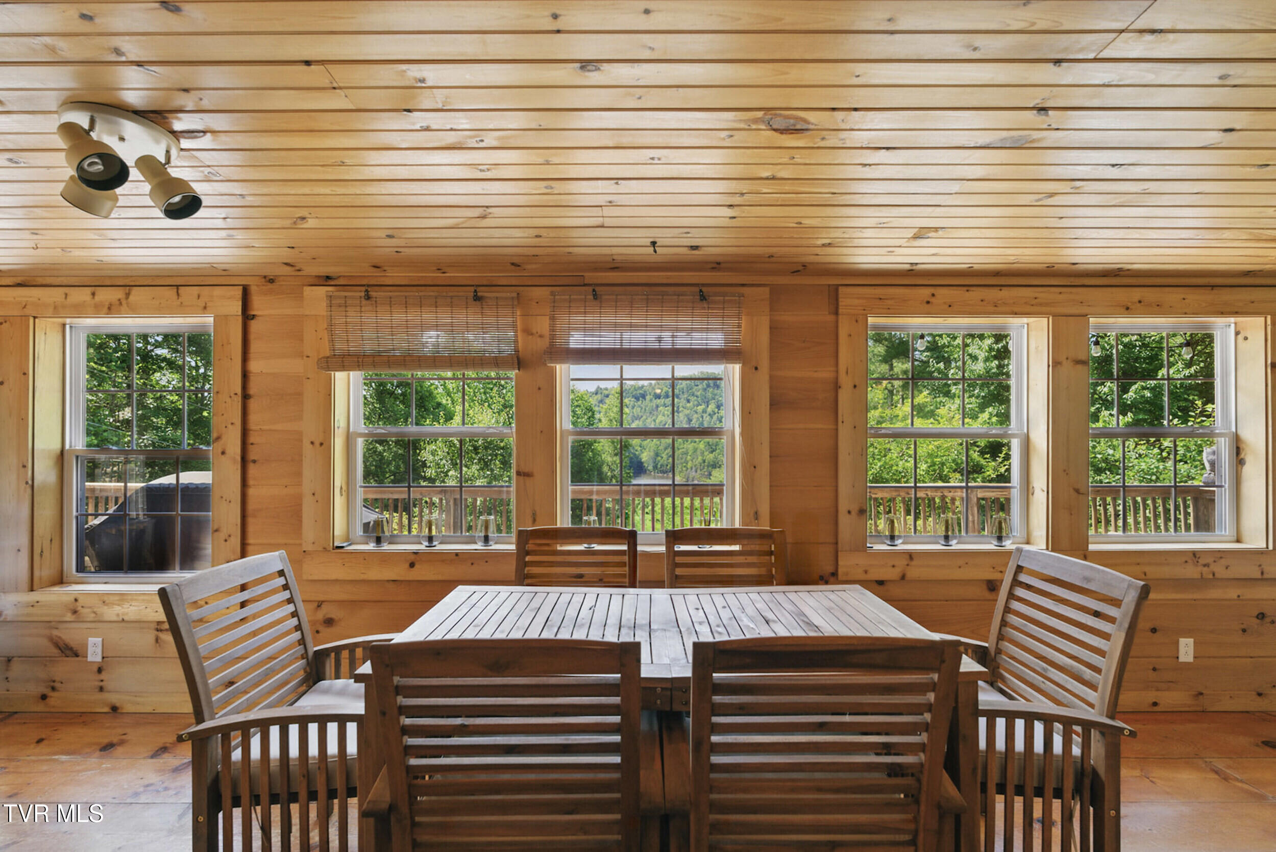 2210 Norris Road Butler, TN 37640 - Photo 6 of 50 Dining room