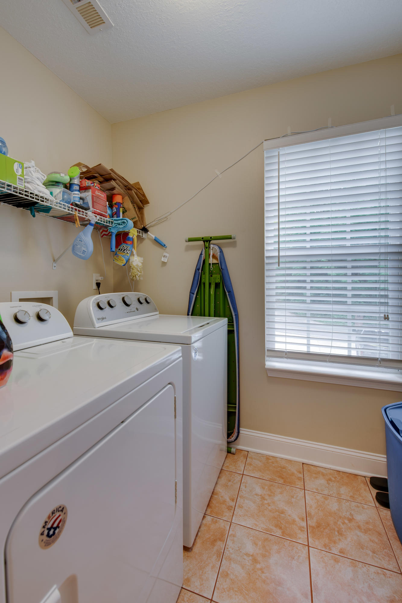 4716 Gann Store Road Hixson, TN 37343 - Photo 27 of 39 Main Level Laundry