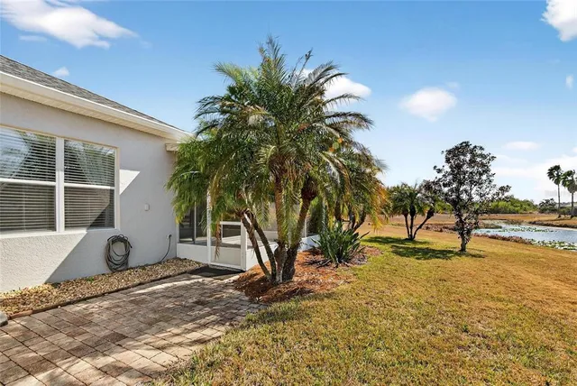 $297,500 | 7403 Surrey Wood Lane, Apollo Beach, FL 33572