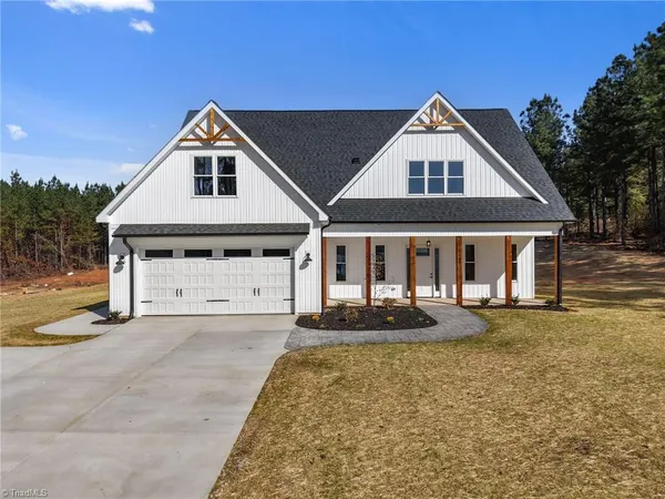 $699,000 | 1168 Riverside Drive, Lexington, NC 27292