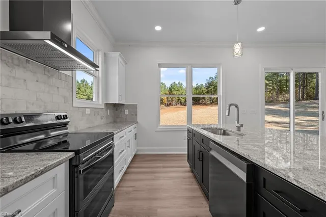 $699,000 | 1168 Riverside Drive, Lexington, NC 27292