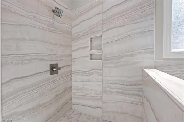 $698,900 | 1168 Riverside Drive, Lexington, NC 27292