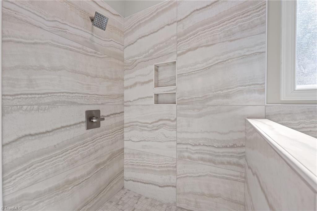 1168 Riverside Drive Lexington, NC 27292 - Photo 22 of 50 Shower Doors to be installed soon!