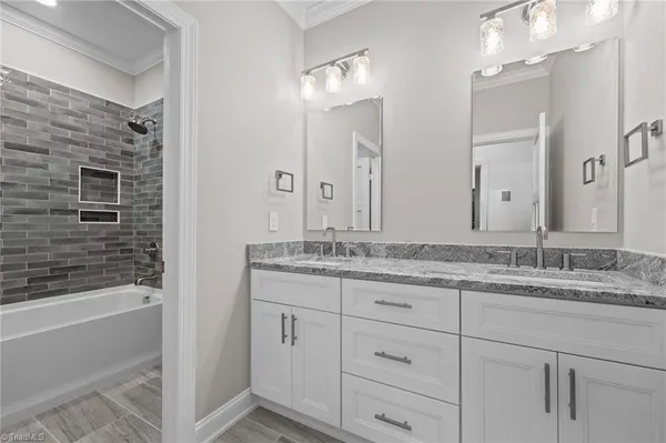 $698,900 | 1168 Riverside Drive, Lexington, NC 27292