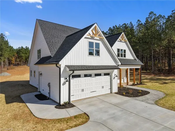 $698,900 | 1168 Riverside Drive, Lexington, NC 27292