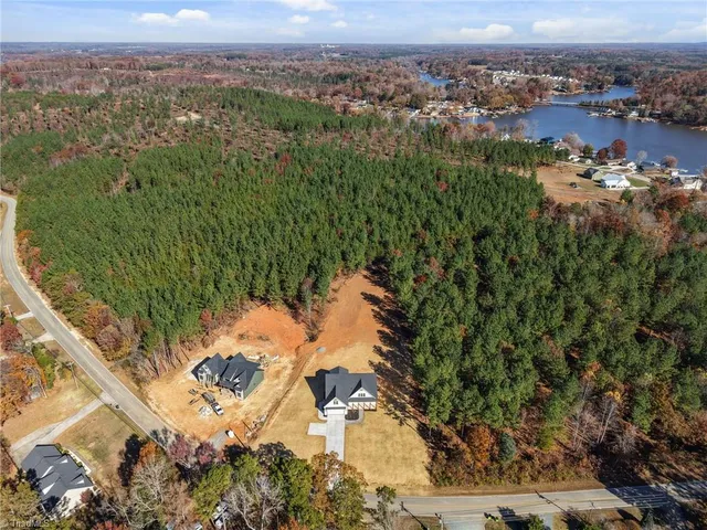 $699,000 | 1168 Riverside Drive, Lexington, NC 27292