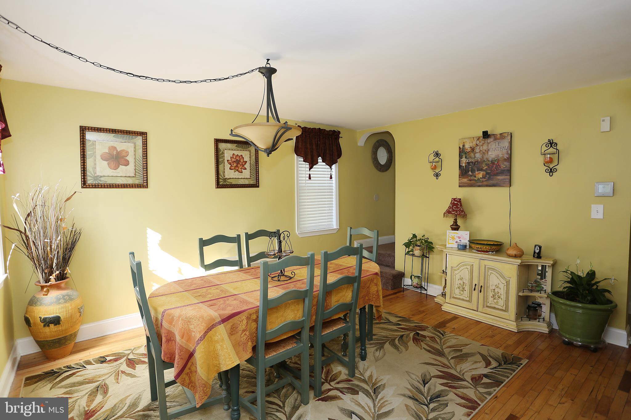 1676 Yakona Road Baltimore, MD 21286 - Photo 5 of 23 Gallery Image 5