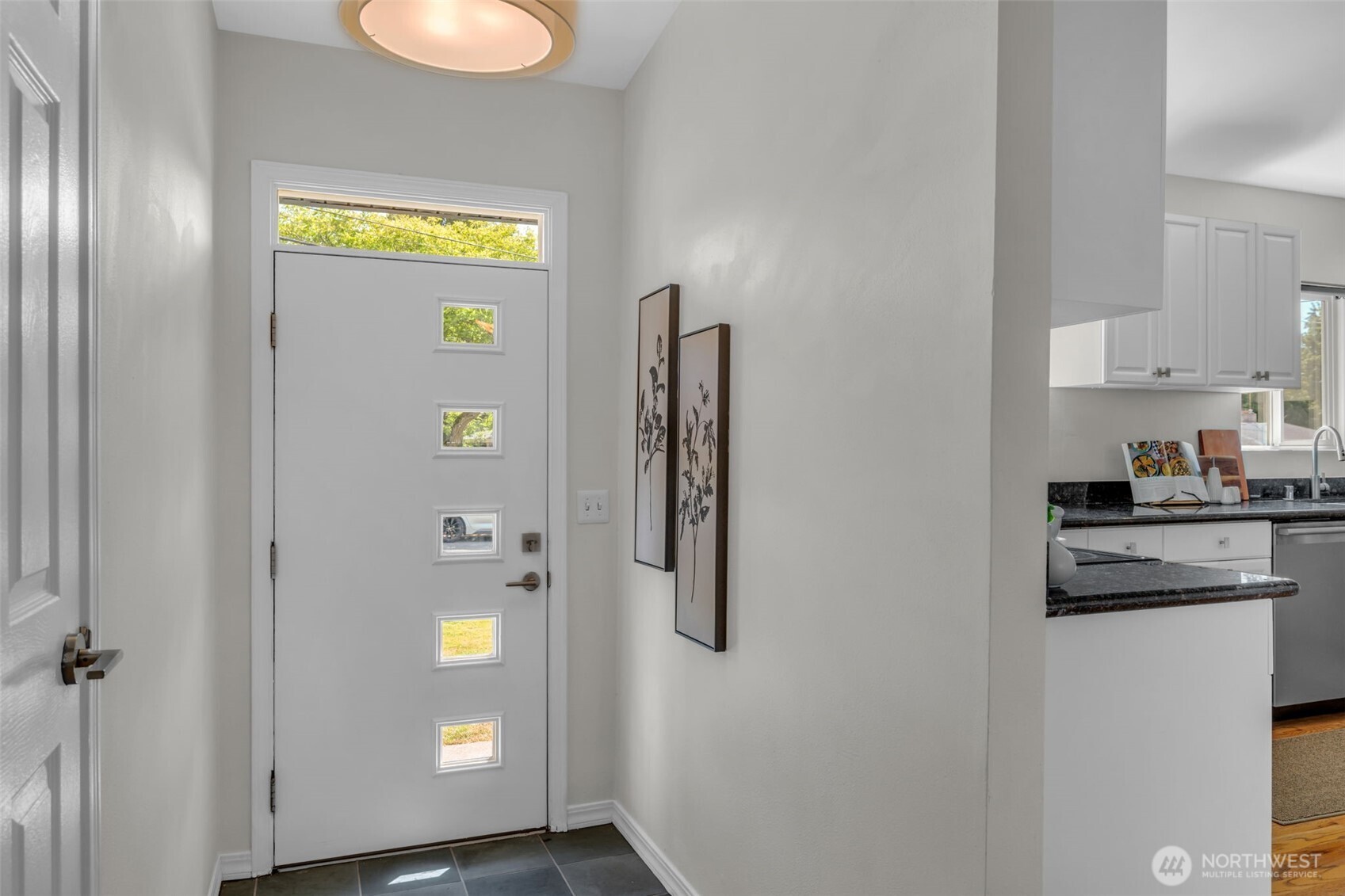 11633 18th Avenue Southwest Burien, WA 98146 - Photo 3 of 40