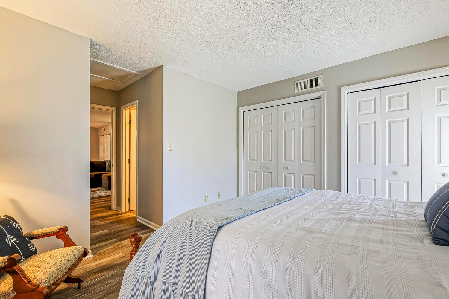 2821 Edridge Court, Unit 202 Raleigh, NC 27607 - Photo 19 of 30 Photo 19
