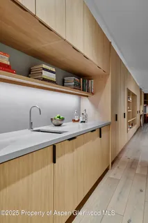 a view of utility room