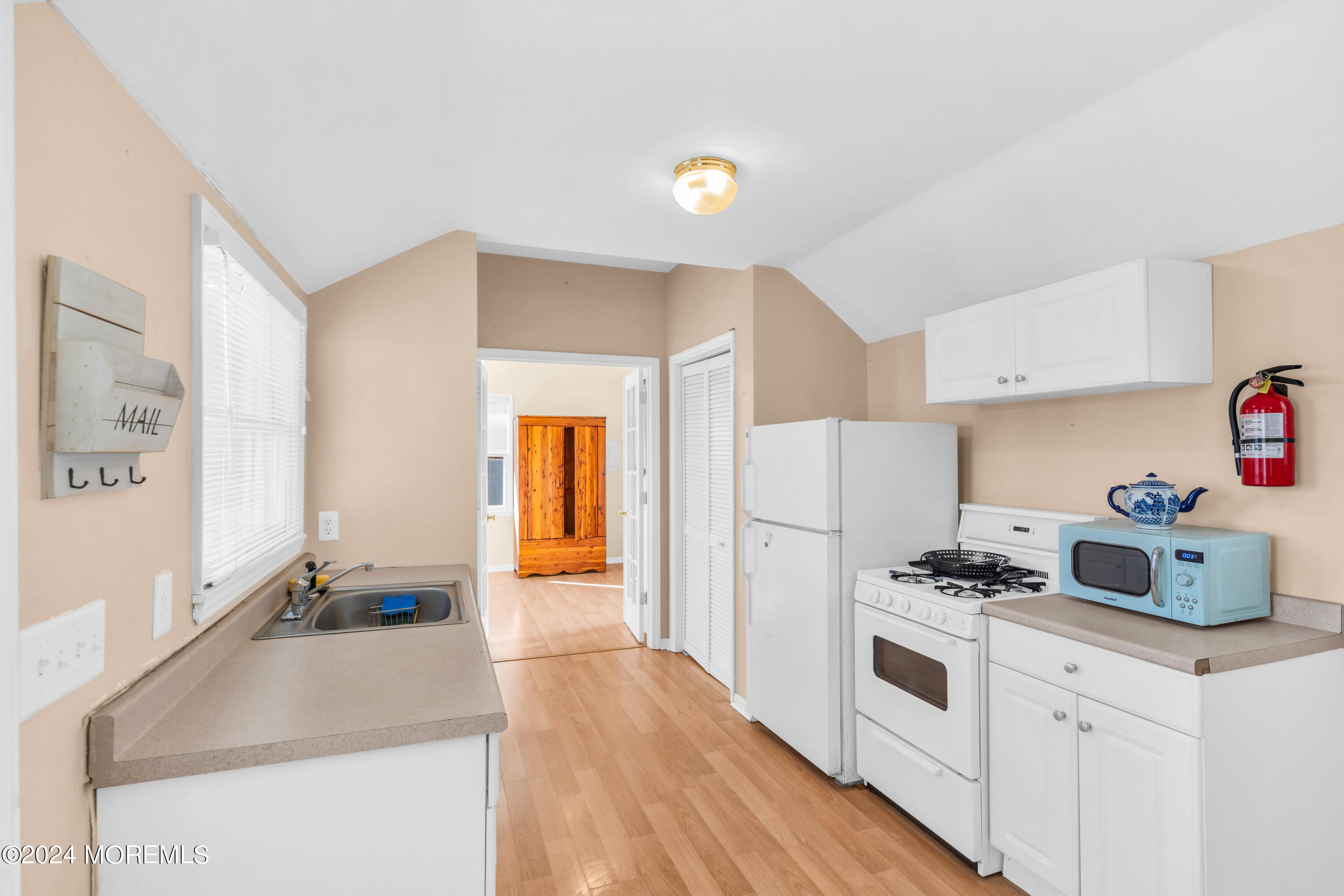 1705 Brighton Lane, Unit 2 Spring Lake Heights, NJ 07762 - Photo 10 of 18 012_bjc00135